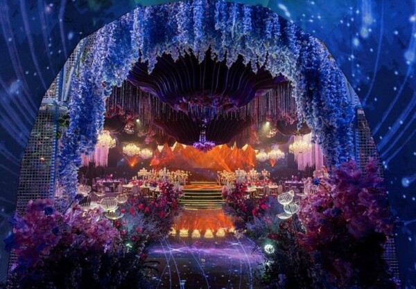 Shades of the Future: Wedding Theme Ideas Inspired by the 2025 Color of the YearDeep blue-purple, future dusk will lead the year of “hope.”

Link in bio. 💜💙

Featured event stylists: amantefleurs bloomseventstyling | eventstylistdave | drewmenor | gideonhermosa | mcpascualcuratedevents | michealruiz | randylazaro_ | teddymanuel | limtiger 

ColorOfTheYear WeddingEssentialsPH WeddingsPH WERealWeddings FutureDusk2025 
 FutureDusk2025

Photo by: adrianardiente | Event styling: randylazaro_